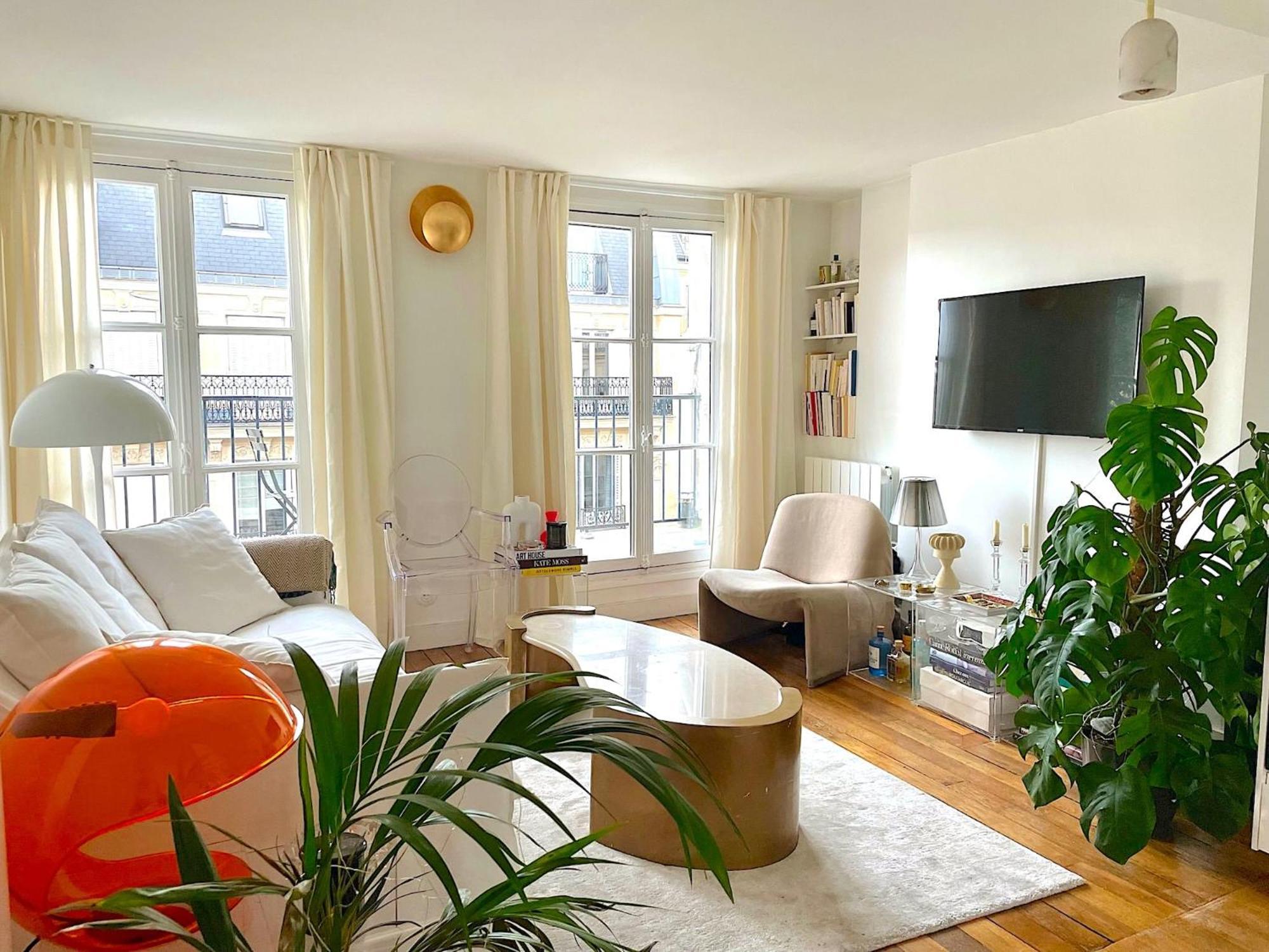 Colombier Apartment