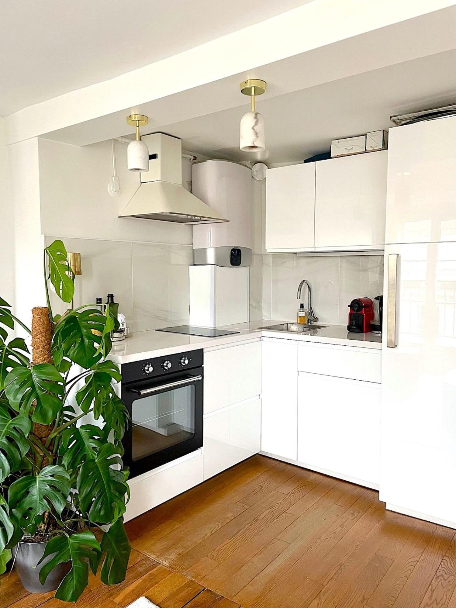 Apartment Colombier Paris